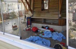 Yel Değirmeni Savaştan Çıkmış Gibi!