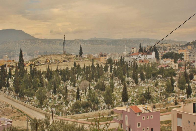 MUT İLÇE MEZARLIĞI