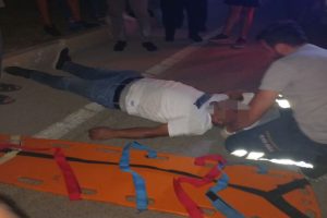 MUT’TA OTOMOBİL MOTOSİKLETE ÇARPTI: 1 YARALI