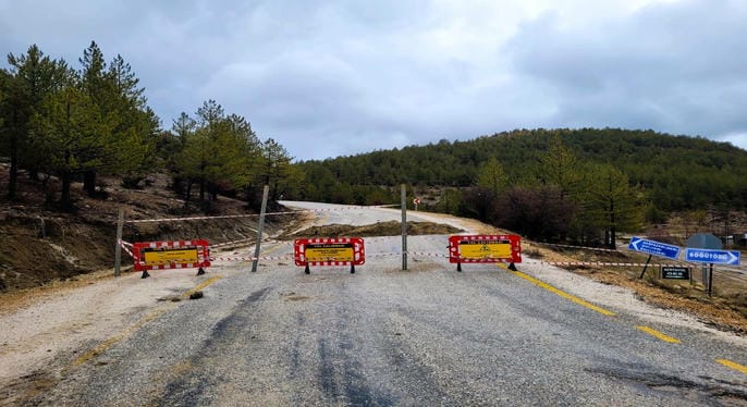 Aşırı Yağış Nedeniyle Çivi ve Söğütözü Yolu Ulaşıma kapandı