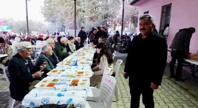 KIRKKAVAK MAHALLESİ’NDE BİRLİK VE BERABERLİK İFTARI