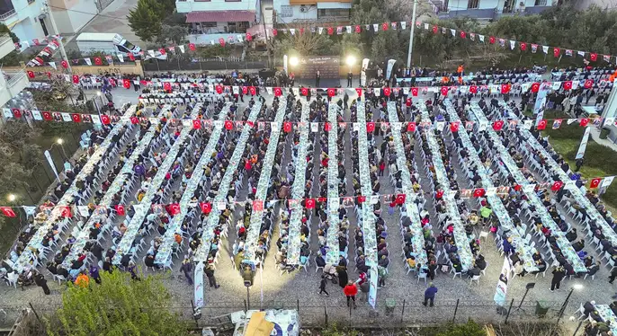 Başkan Seçer: “Bu sofralar milletin sofrası”