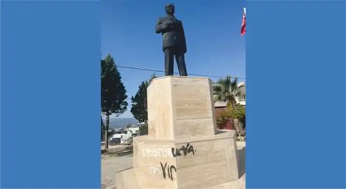 ATATÜRK ANITINA YAZIYA SUÇ DUYURUSU