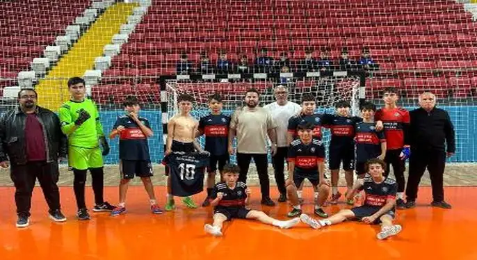 MUT’U GURURLANDIRAN ŞAMPİYONLUK