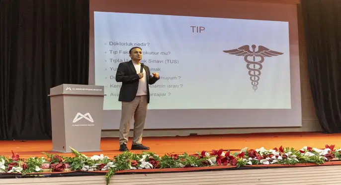 Üniversite Adaylarına Meslek Tanıtım Semineri