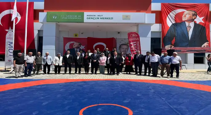 Mut’ta 19 Mayıs Gençlik Yürüyüşü, Gösteriler ve Ödül Törenleriyle Kutlandı
