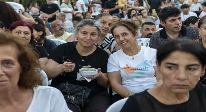 Mersin Cemevi Aşure Programı Düzenledi