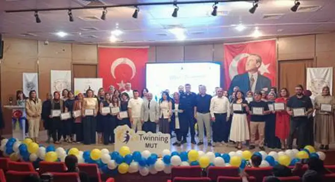 MUT’TA E-TWİNNİNG ÖDÜL TÖRENİ VE PROJE TANITIMI