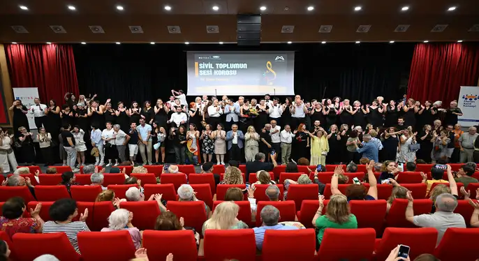 ‘Sivil Toplumun Sesi Korosu’ İle Mersinliler Müziğe Doydu