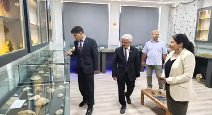 MERSİN MİLLİ EĞİTİM MÜDÜRÜ ÖZDEMİRCİ’DEN MUT ZİYARETİ