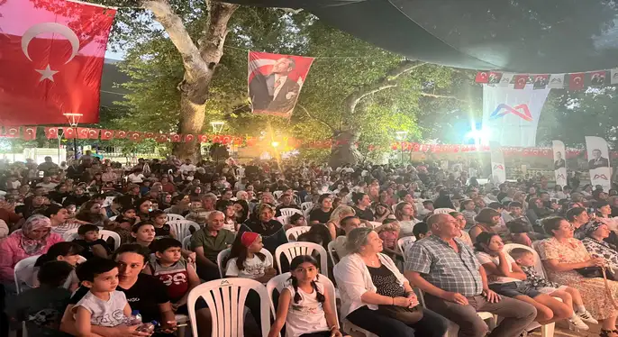Şehir Tiyatrosu 13 İlçede 13 Temsil İle Yurttaşlarla Buluştu