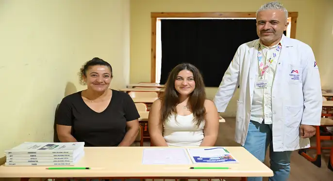 NİSA’NIN GELECEK HAYALLERİNİN DESTEĞİ BÜYÜKŞEHİR ÖĞRETMENLERİ